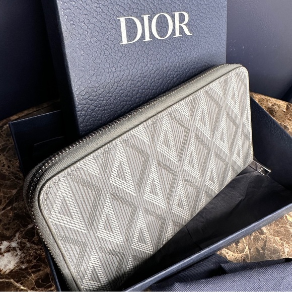 Christian Dior Long Zip Wallet With Box And Dust Bag Grey Monogram Diamond - Picture 4 of 10